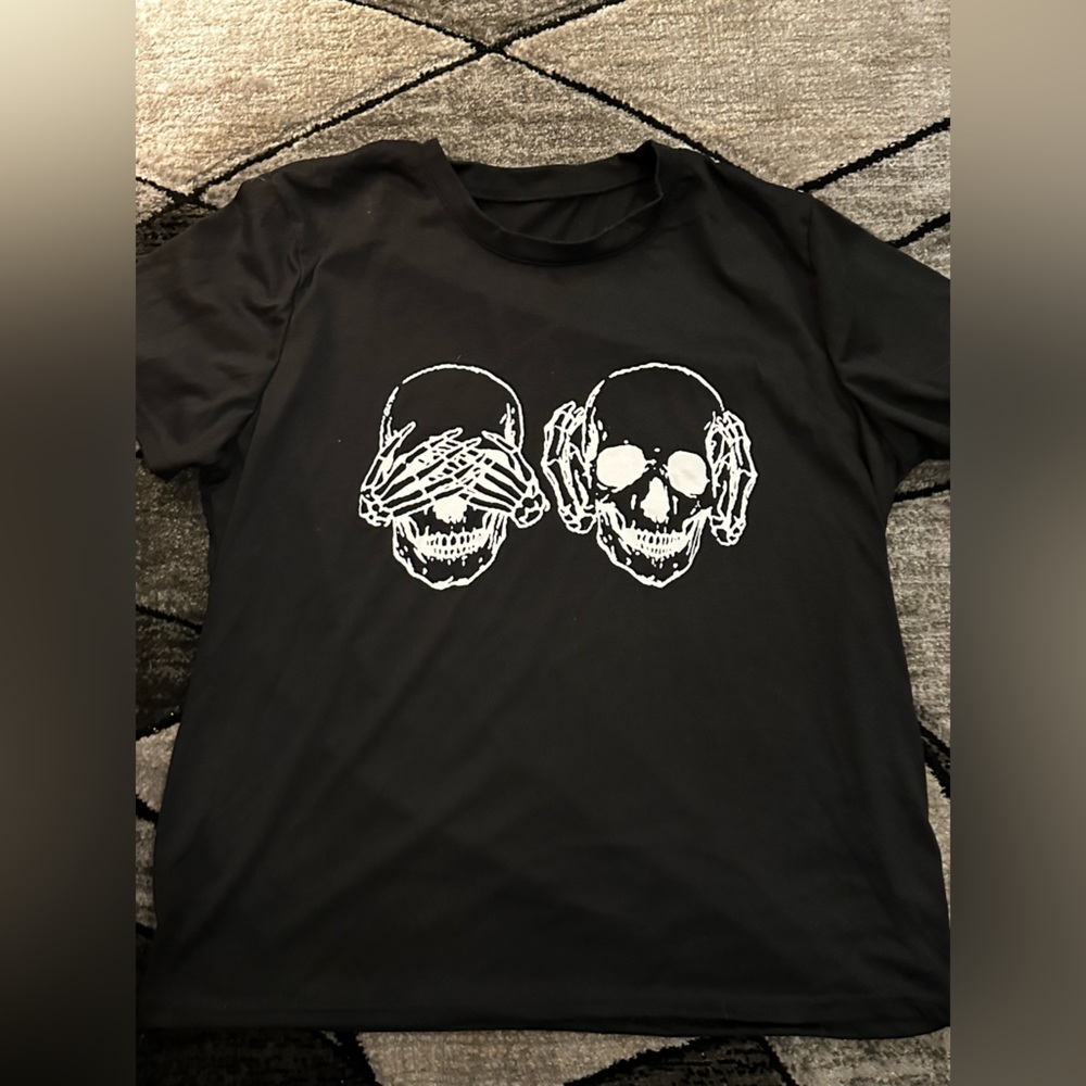 Cute Black Graphic T